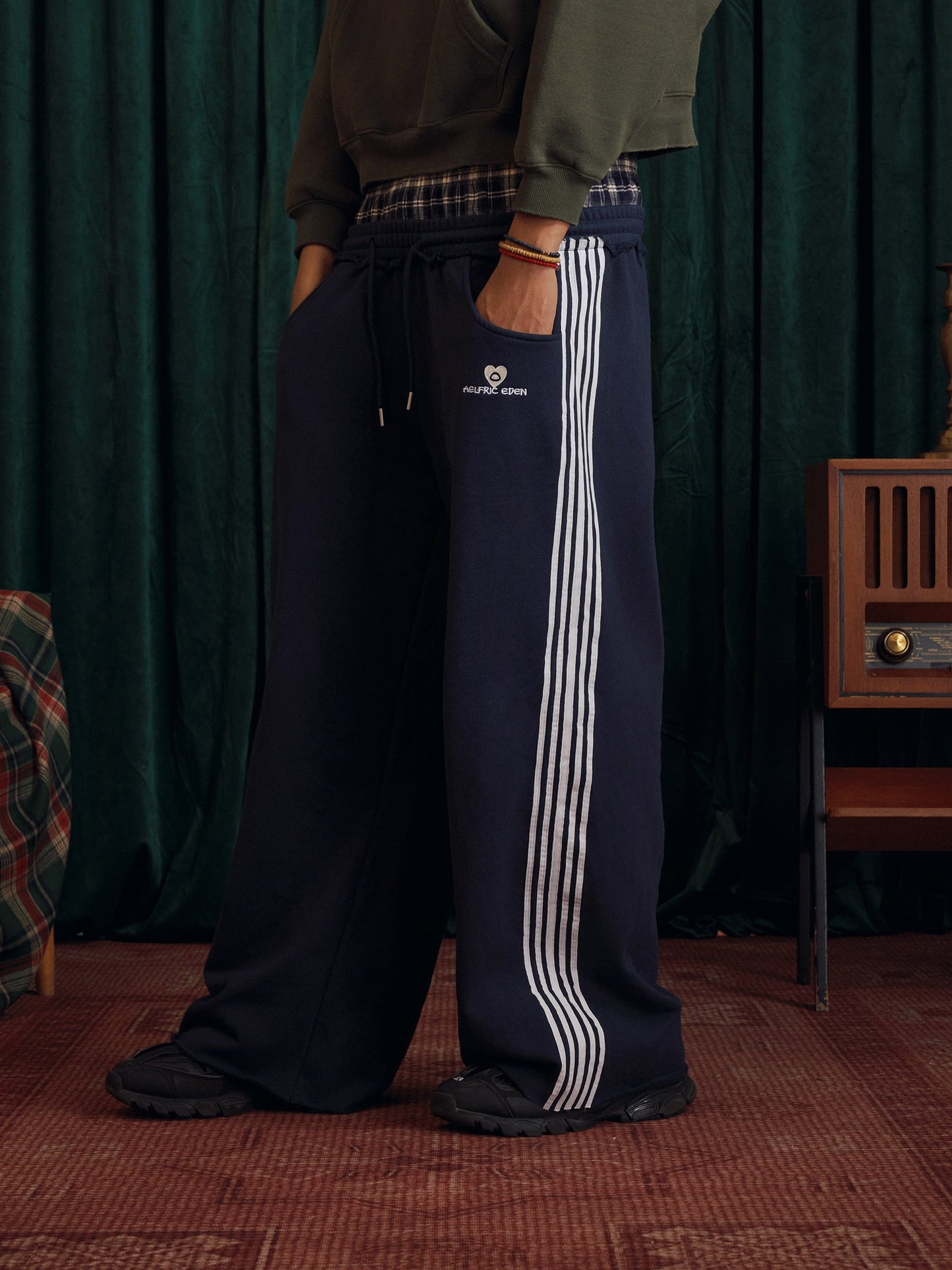 Pantalones deportivos holgados de doble cintura Aelfric Eden