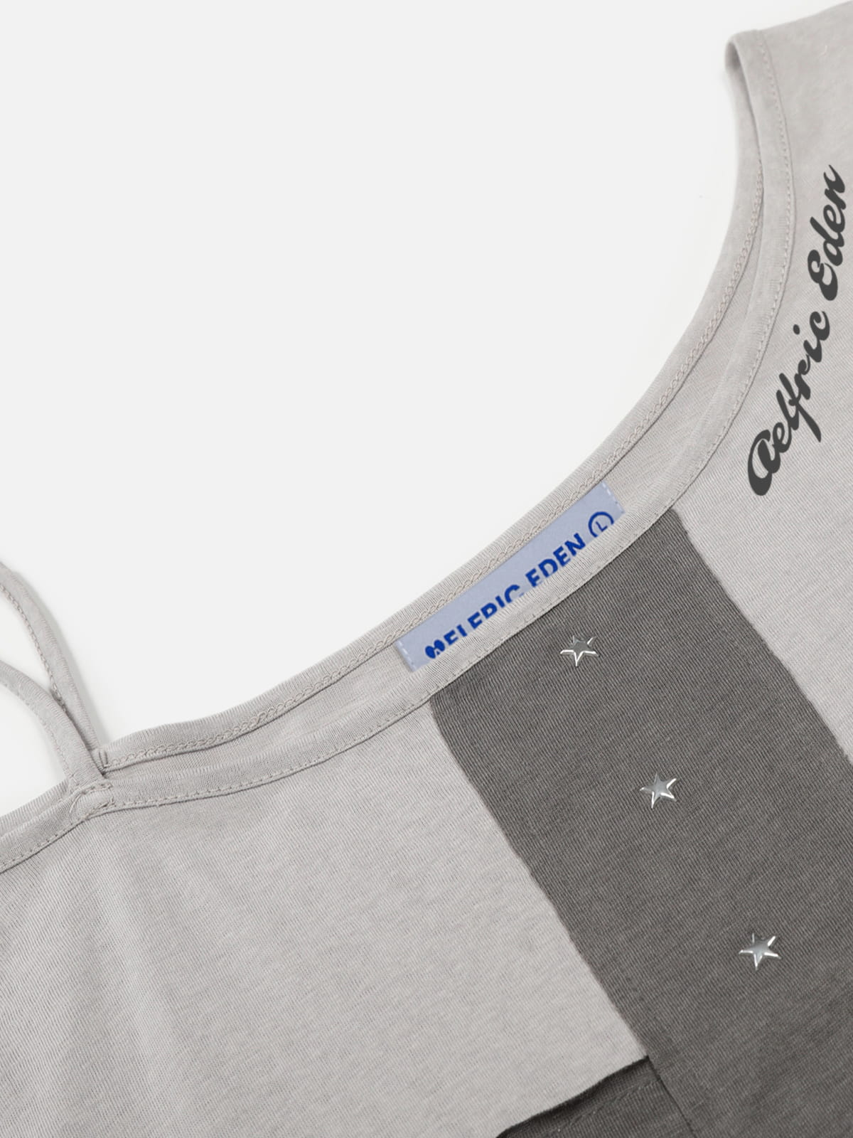 anna.outdoor Star Panel Off-The-Shoulder Tee