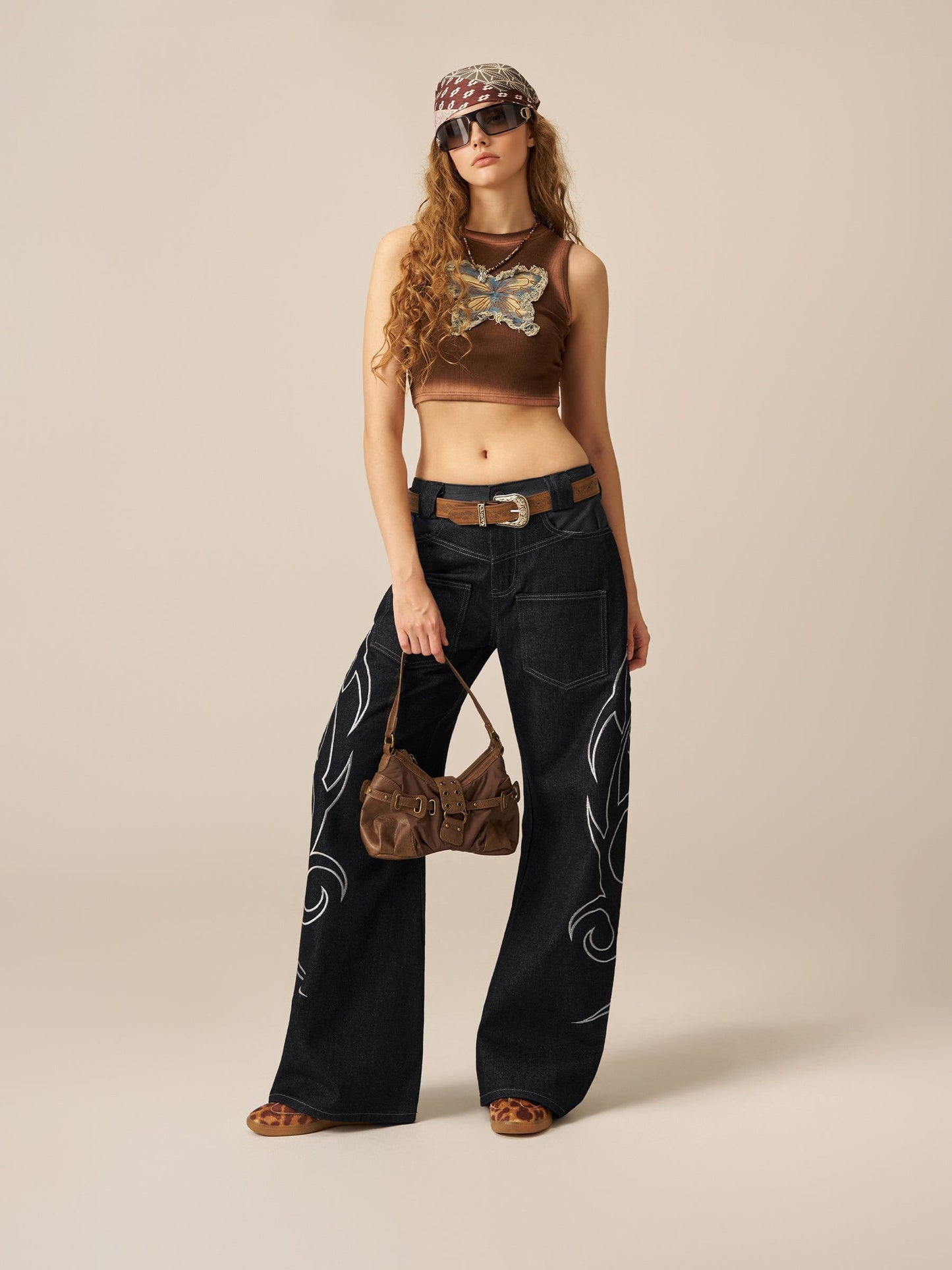 Jean Aelfric Eden à broderies amples et tonneaux