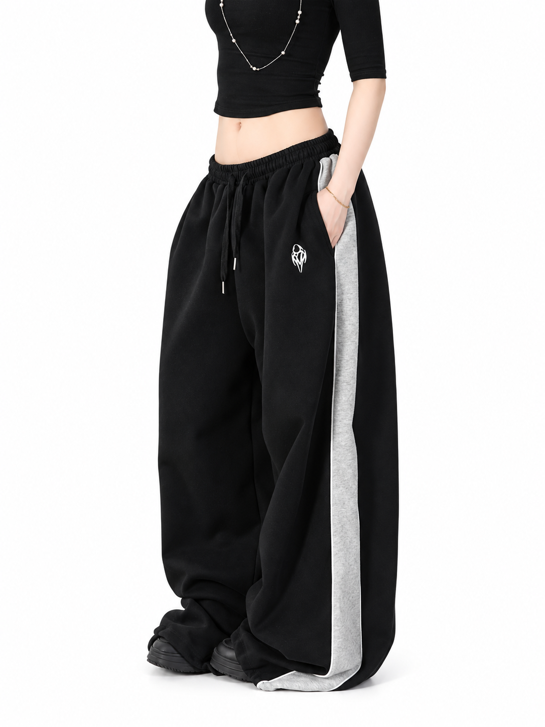 Ace Jolun. Heavyweight American Street Sweatpants product view 3