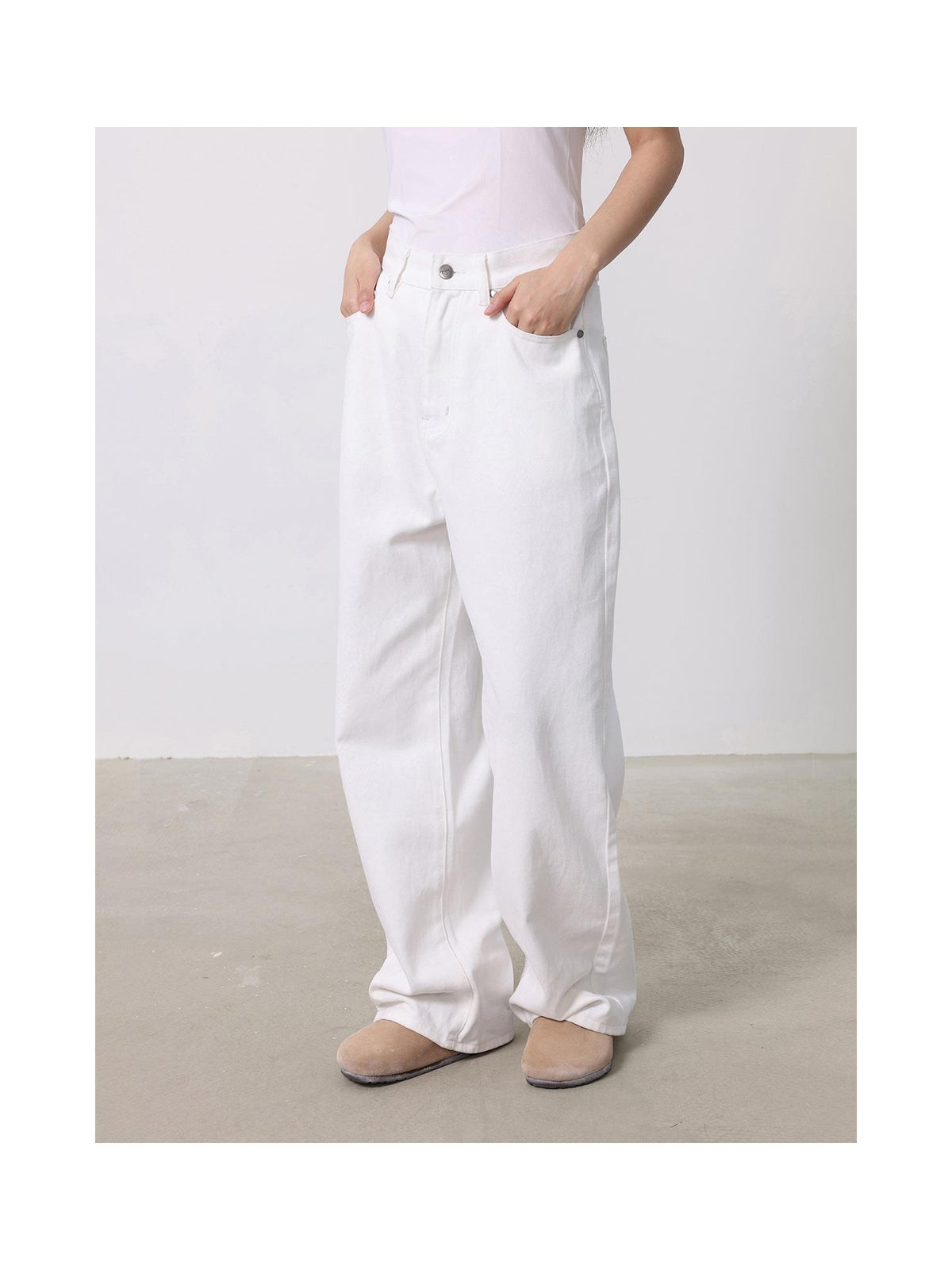 Heavyweight Graphic Baggy Jeans product image