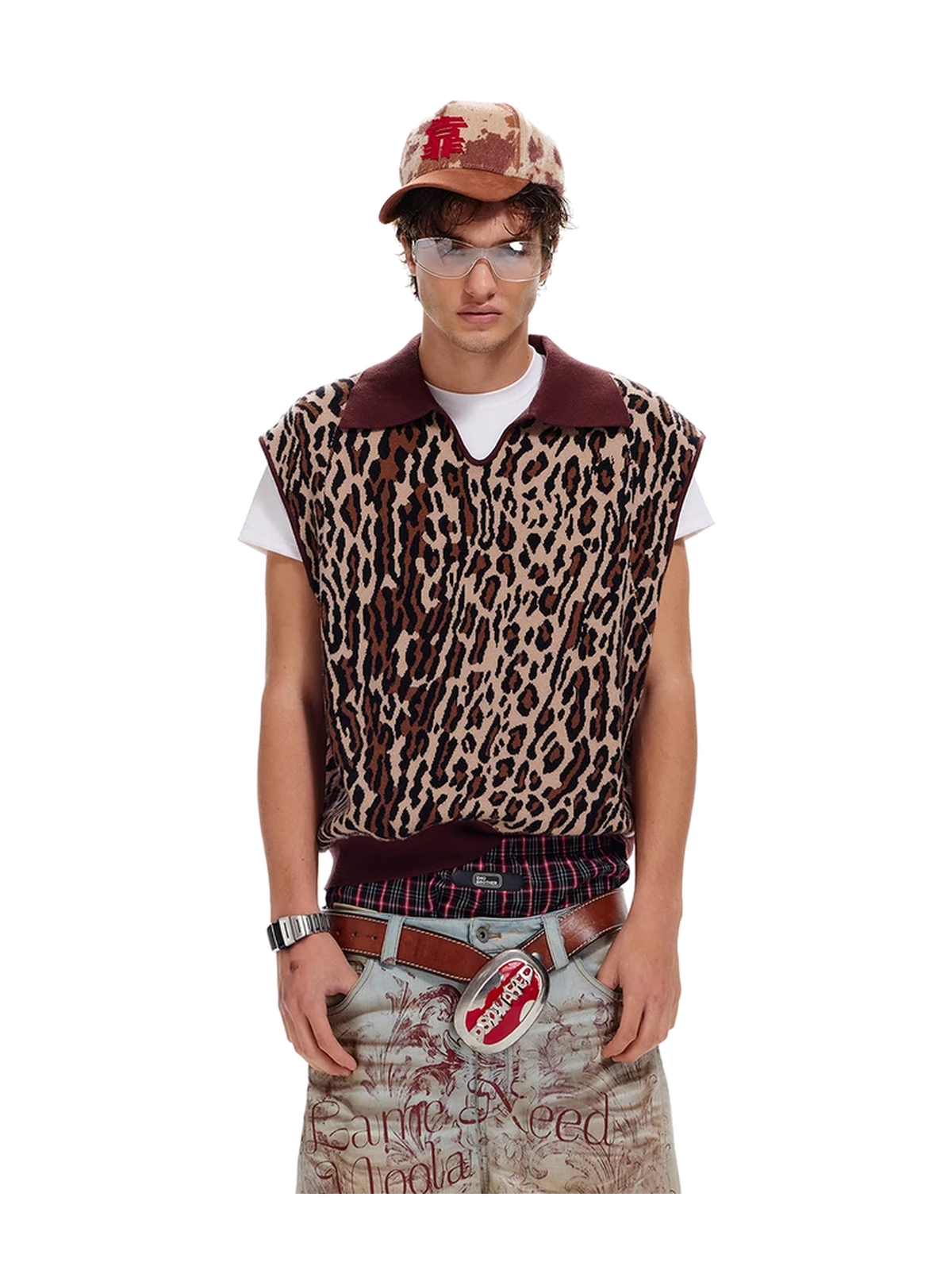 Leopard Jacquard Knit Vest product image 1