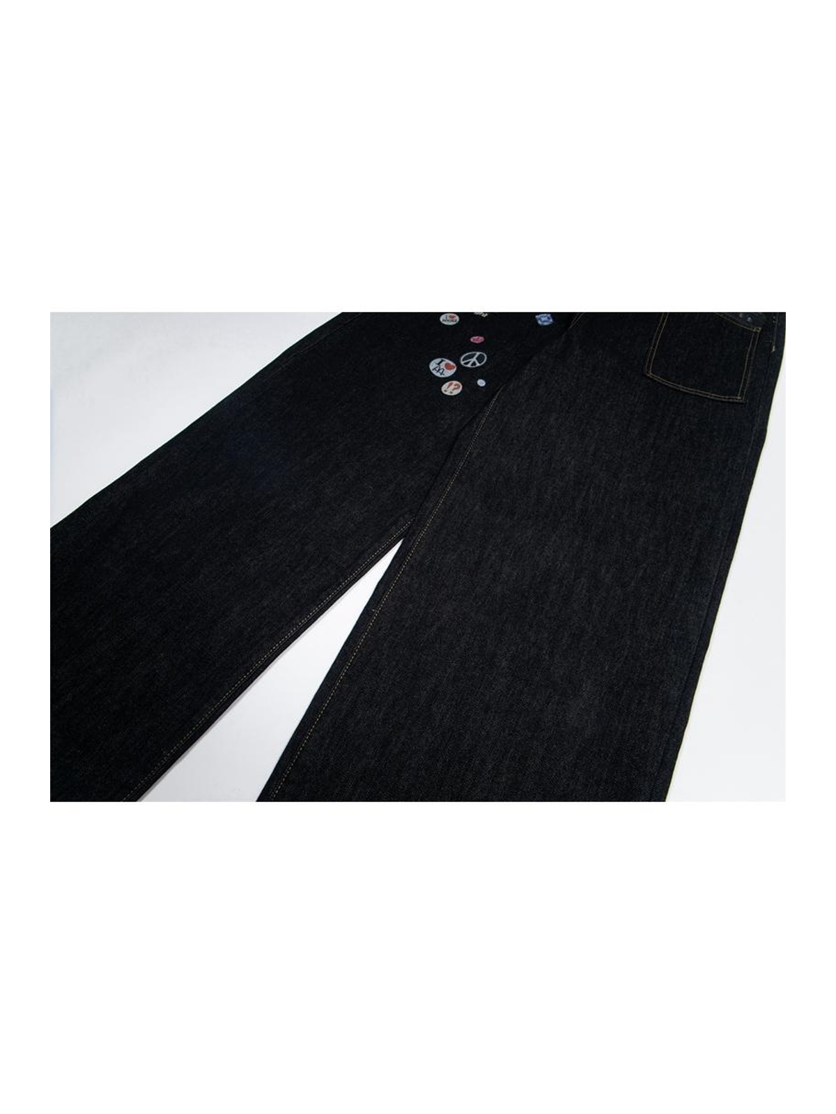 Ace Jolun. Belt-Print Wide-Leg Jeans product image 5