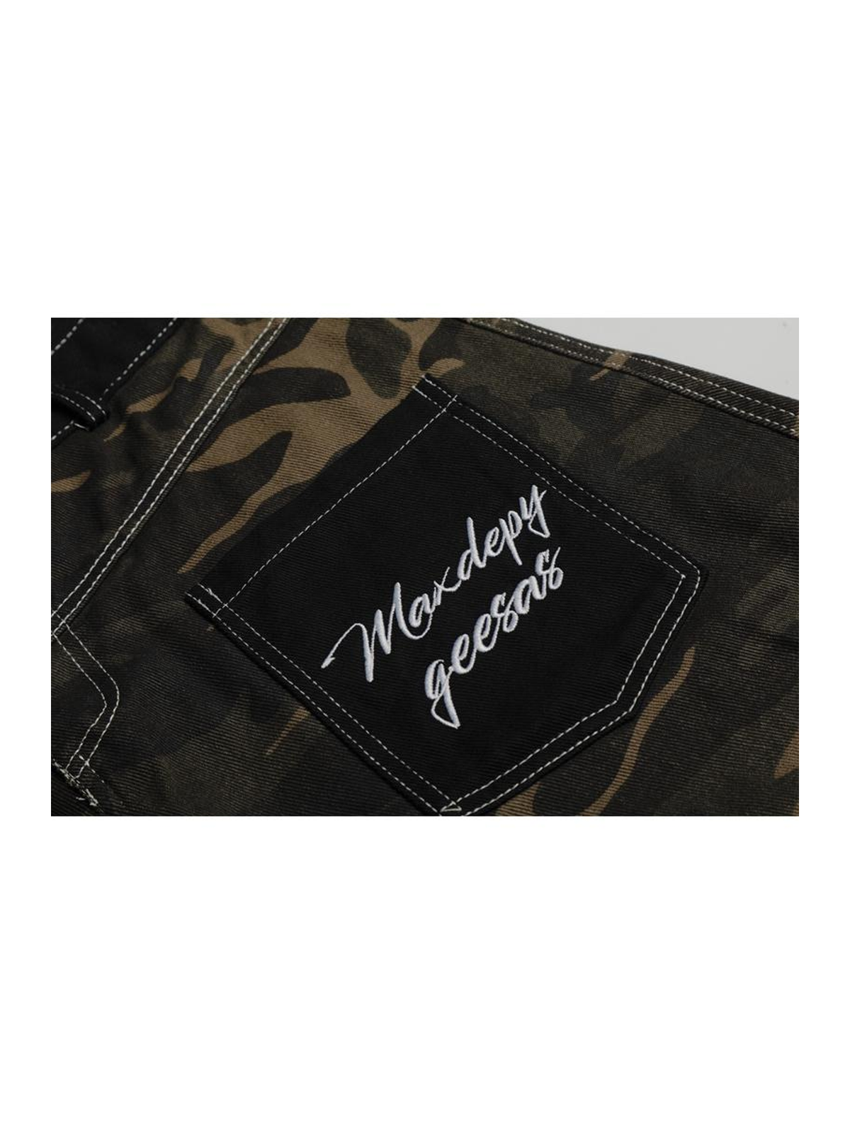 Ace Jolun. Camouflage Wide-Leg Cargo Jeans product image 5