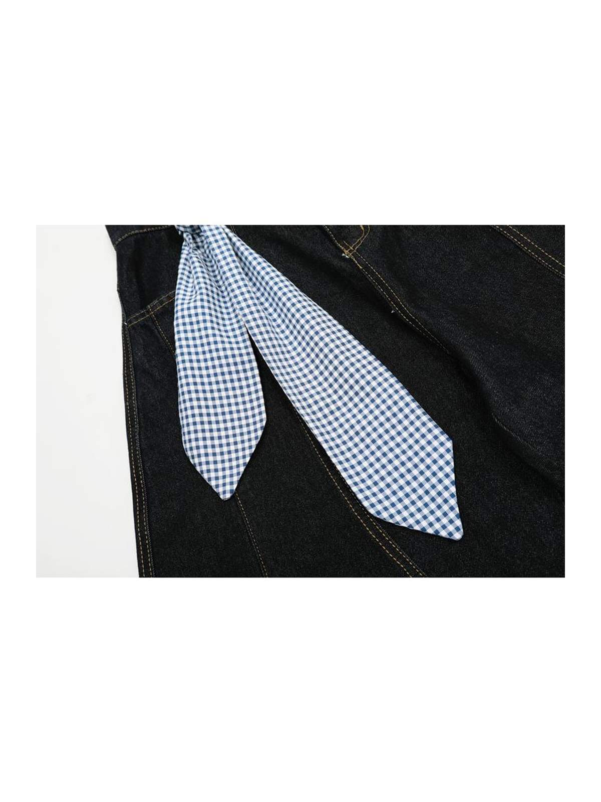 Ace Jolun. Washed Curved-Leg Jeans product image 4